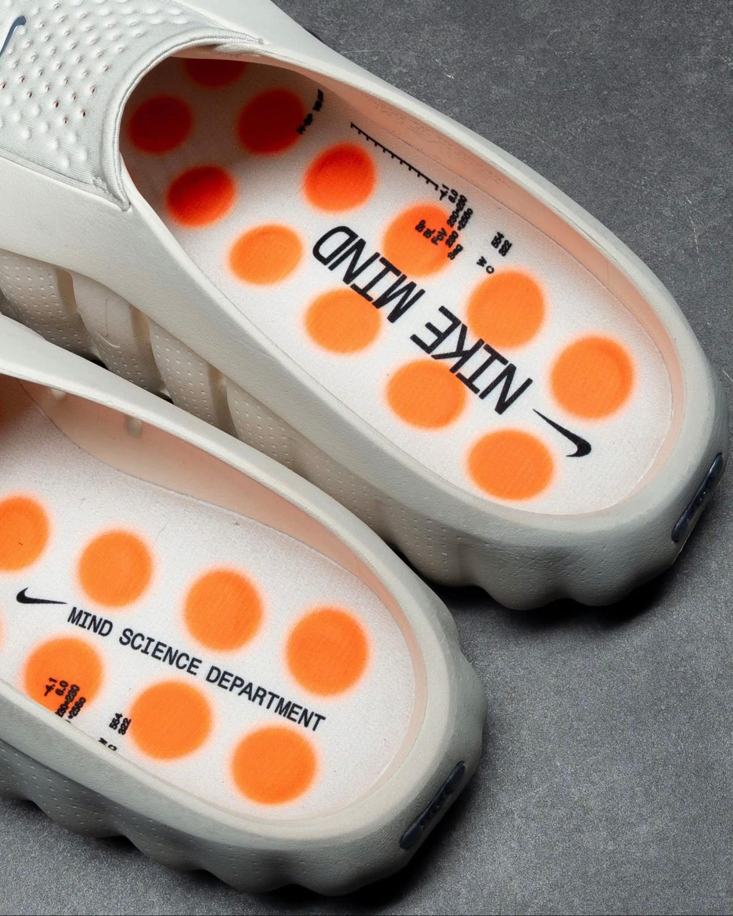 NIKE MIND "001" + "001"