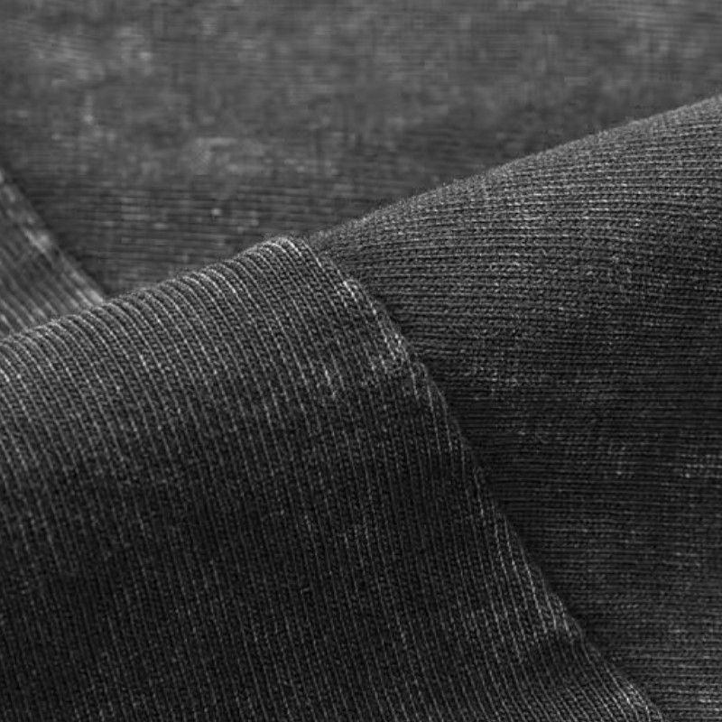 V-CUT CROPPED SWEATSHIRT